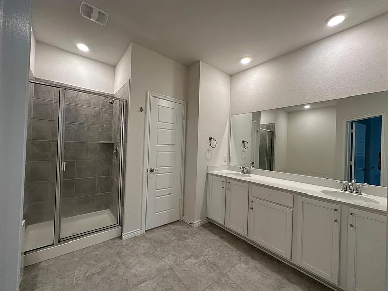 2408 Klamath Dr — Photo 17