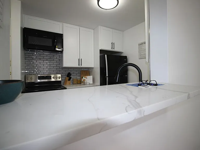 2281 S Vaughn Way #209A — Photo 3