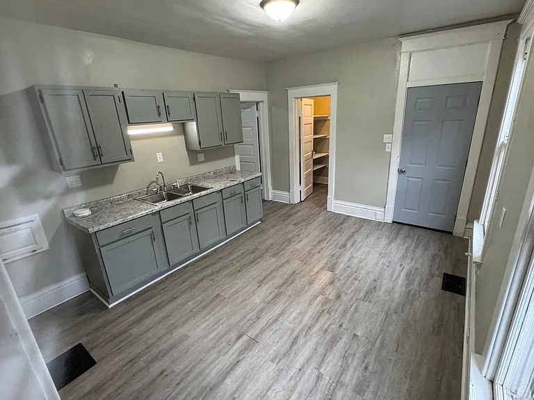 315 W Nebraska Ave — Photo 12