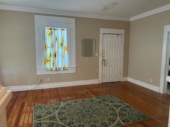 5th image of 1101 Gordon St