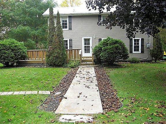 2nd image of 131 Proctor Ave