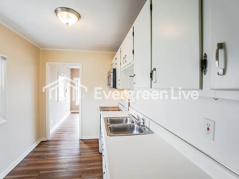 6632 Seward St — Photo 6