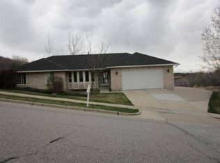 2738 Oak Ln, Layton, UT 84040