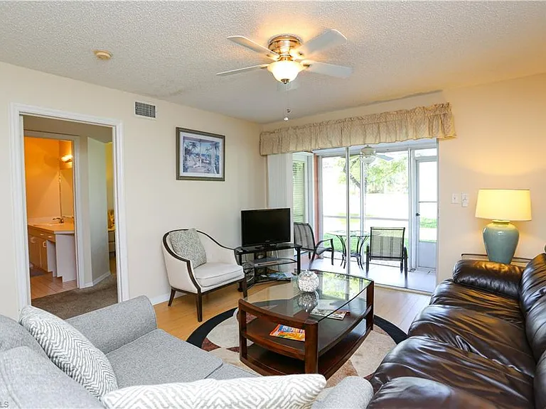 287 Quail Forest Blvd #117 — Photo 8