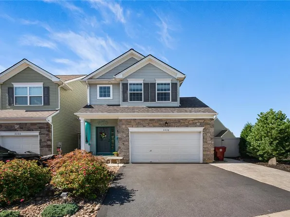 2226 Huntington Ln, Easton, PA 18040