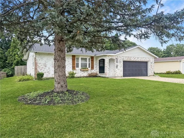 207 Maple St, Saint Paris, OH 43072