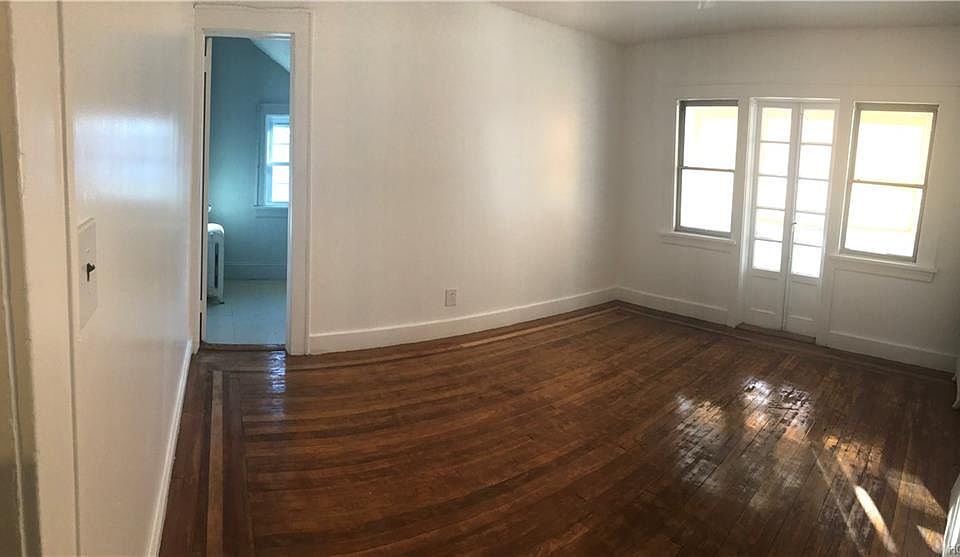 1st image of 789 S 5th Ave