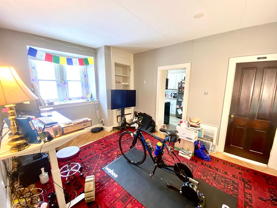 Historic Summit St. Home Apartments Iowa City, IA Zillow