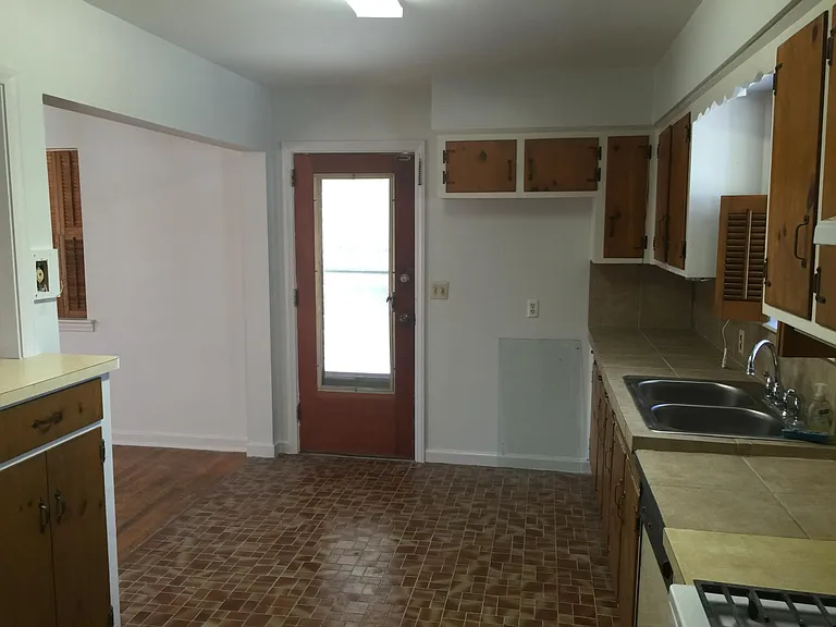1836 Hill Hedge Dr — Photo 16