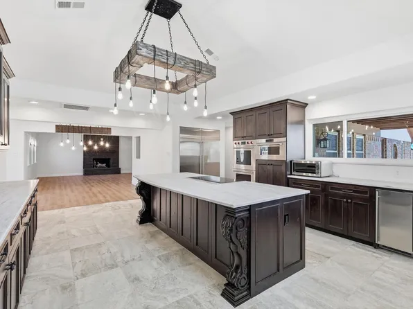 913 Ashland Ct, Mansfield, TX 76063