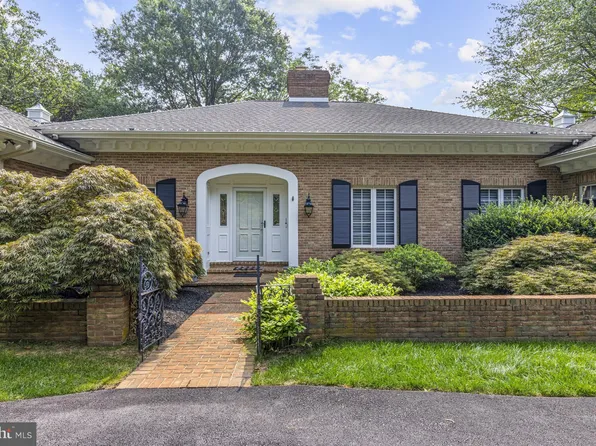 1 Ridge Run Rd, Chadds Ford, PA 19317