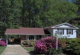 1st image of 3213 Amberley Ln
