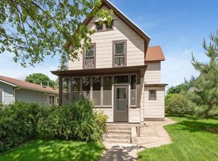 41 Magnolia Ave W, Saint Paul, MN 55117