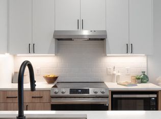 Orris, Rocky River, OH 44116