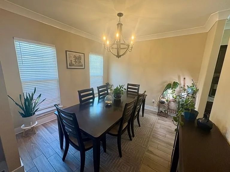 1188 French Quarter Way — Photo 3