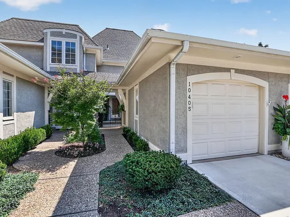 10405 Garnett St, Overland Park, KS 66214
