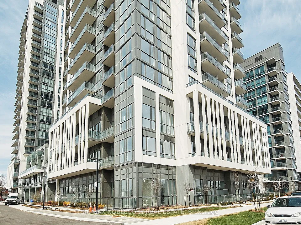 17 Zorra St #807