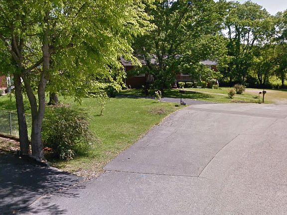 4th image of 142 Bailey Collins Dr