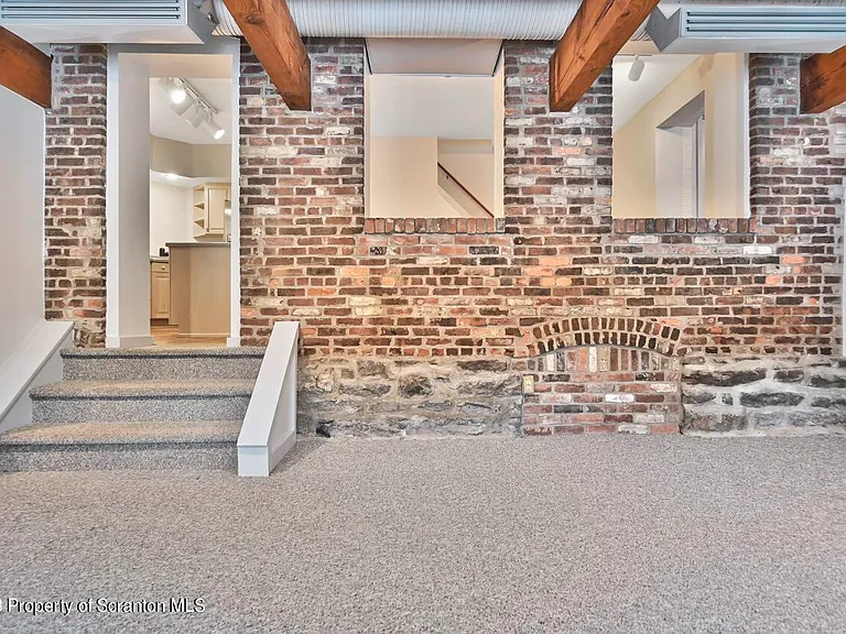 1409 Penn Ave #3 — Photo 26