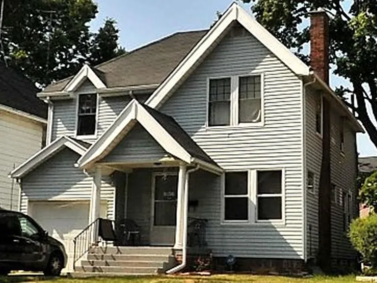 1308 Thatcher Dr — Photo 1