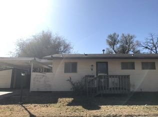 2115 SW 71st St, Topeka, KS 66619