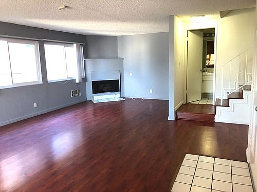 4th image of 1826 S Bundy Dr APT 01