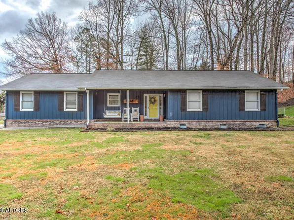220 Indian Hills Cir, Clinton, TN 37716