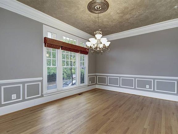 3rd image of 5016 Cedar Croft Ln