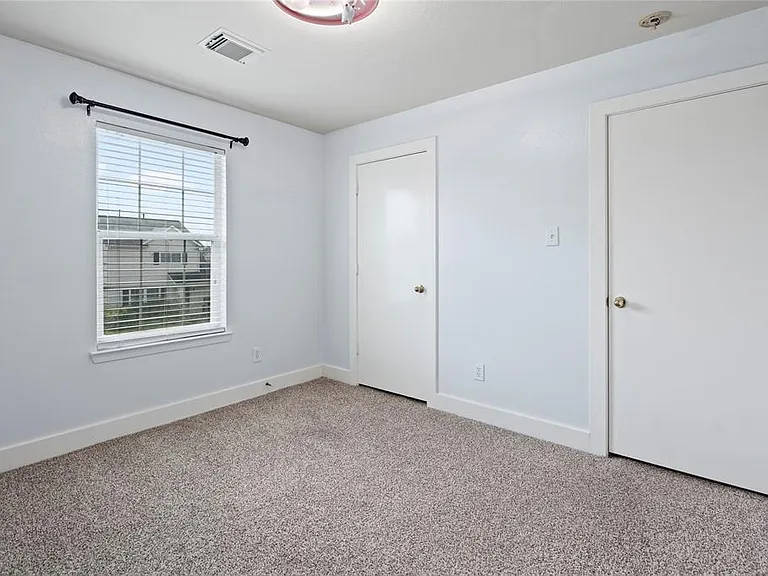 20729 Patriot Park Ln — Photo 15