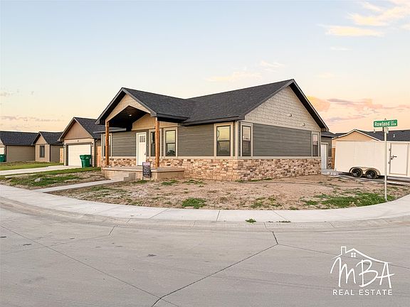 2nd image of 312 Rowland Cir