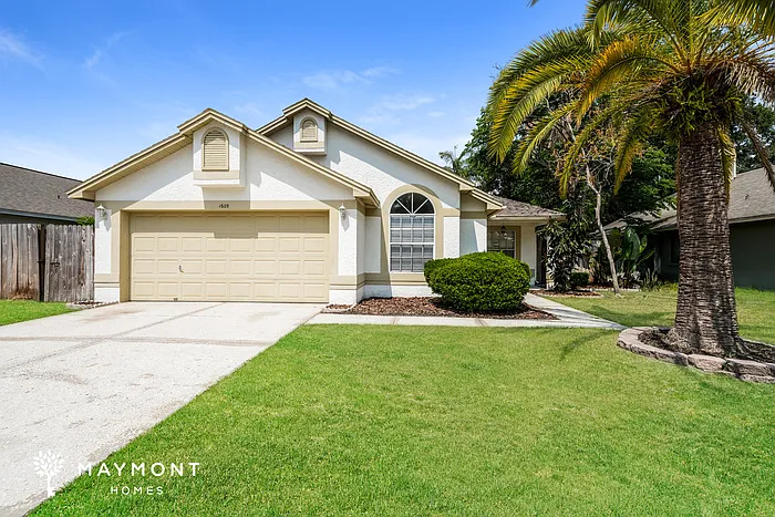 4 bed, 2.0 bath, 1573 sqft, $2,195 — Photo 1