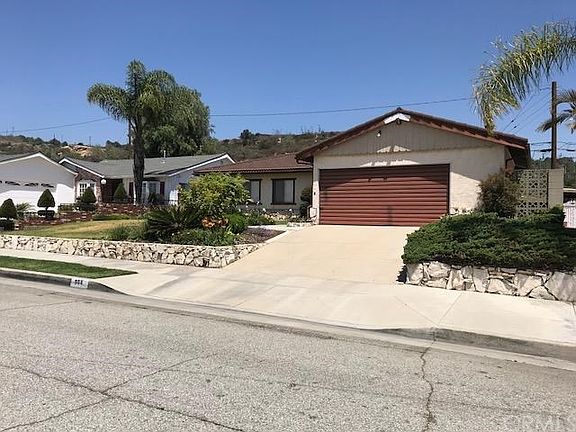2nd image of 504 E Los Amigos Ave