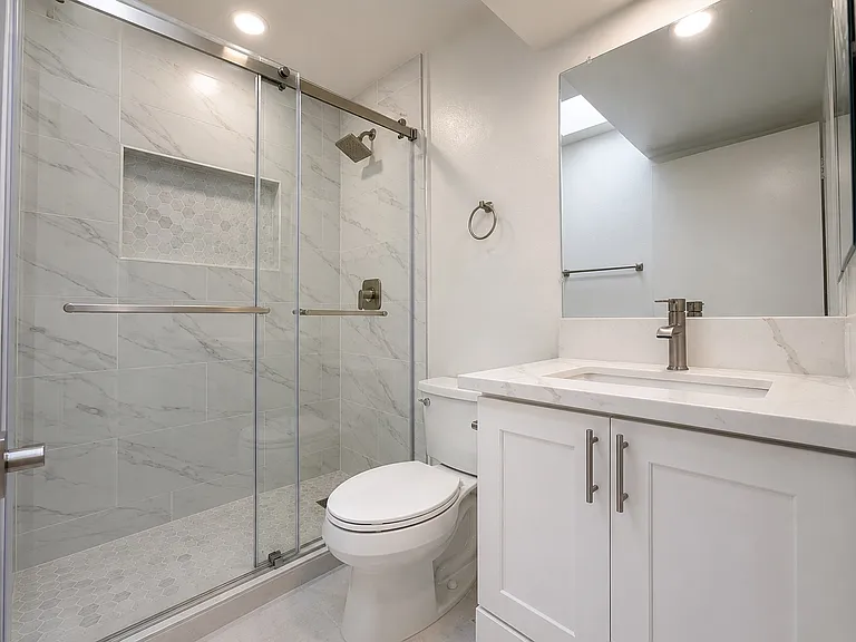 4727 Kester Ave #201 — Photo 11
