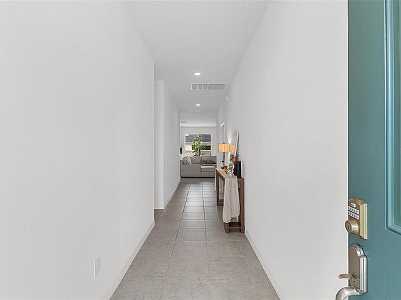 4th image of 1559 GARDINER STREET