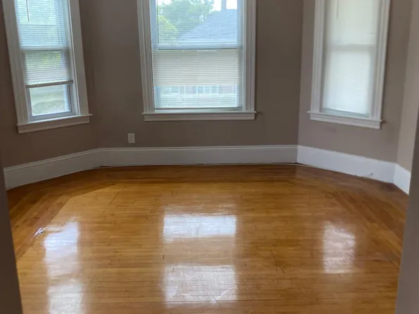 (undisclosed Address), Brockton, MA 02301