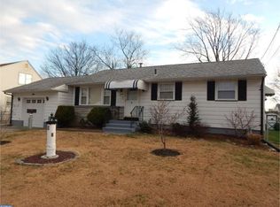 7 Bolton Rd, Hamilton, NJ 08610