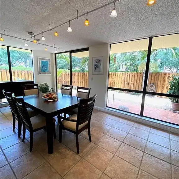 5705 Fox Hollow Dr — Photo 19