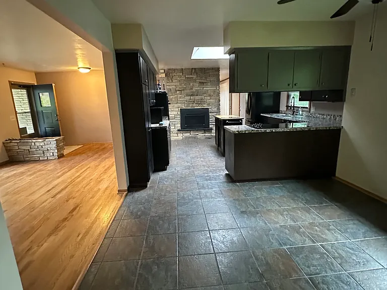 4026 River Dr — Photo 4