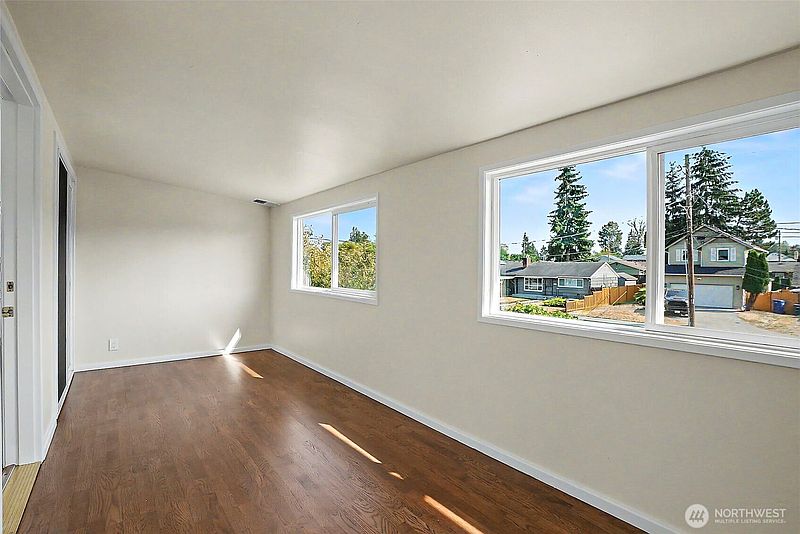 5th image of 517 E 68th Street
