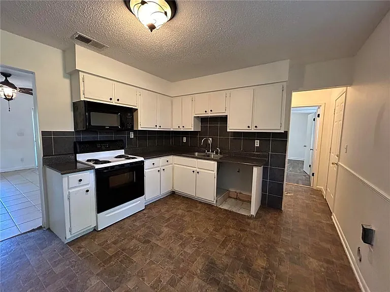 5178 Fairview Highland Dr — Photo 7