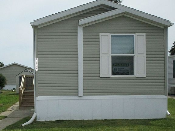 2nd image of 23645 Pine Dr