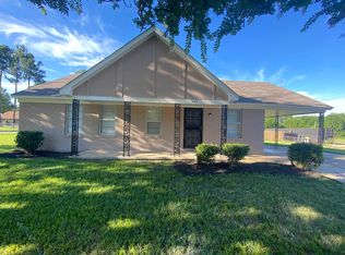 3472 Ridgemont Rd, Memphis, TN 38128