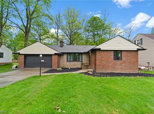834 Stuart Dr, South Euclid, OH 44121