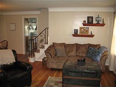 5th image of 22070 Westwood Ave