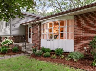 100 Stevenson Rd, New Haven, CT 06515