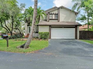 5201 SW 153rd Pl N, Miami, FL 33185