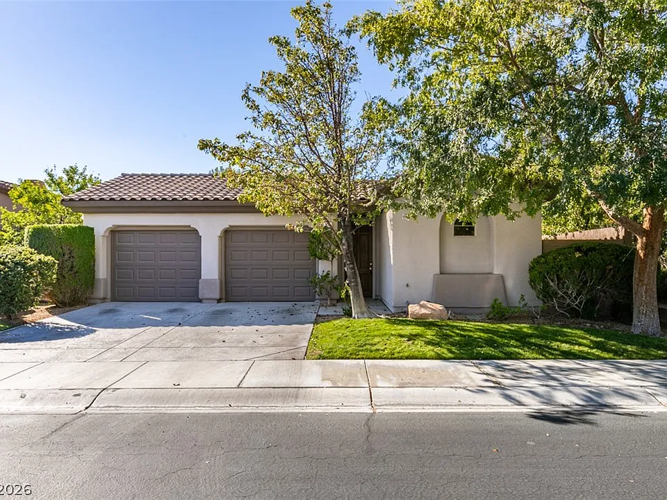 101 Emerald Dunes Cir
