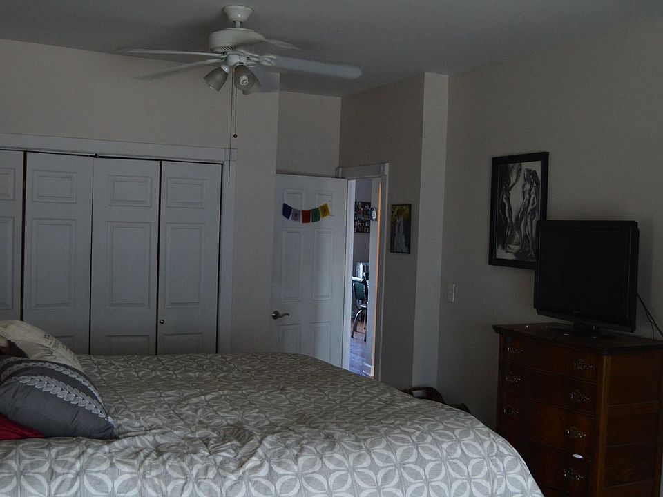 King size bed