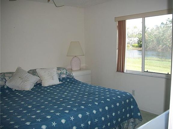 3rd image of 204 Furse Lakes Cir APT 3