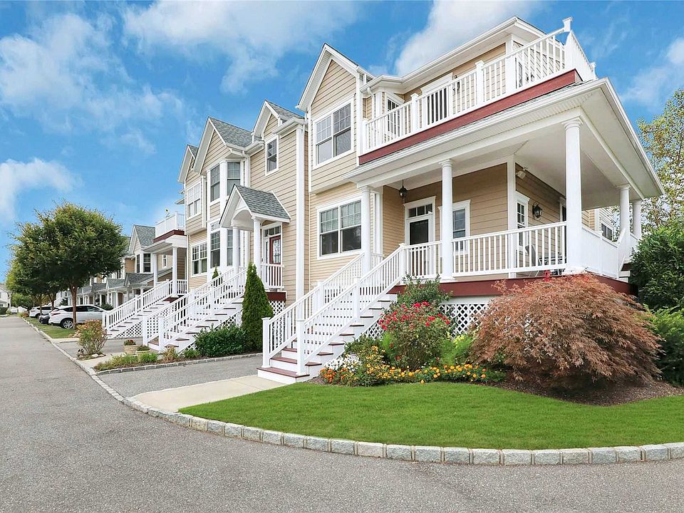 1st image of 14 Rosebud Ln